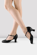 Load image into Gallery viewer, BLOCH 390 SPLIT FLEX LEATHER CHARACTER SHOE